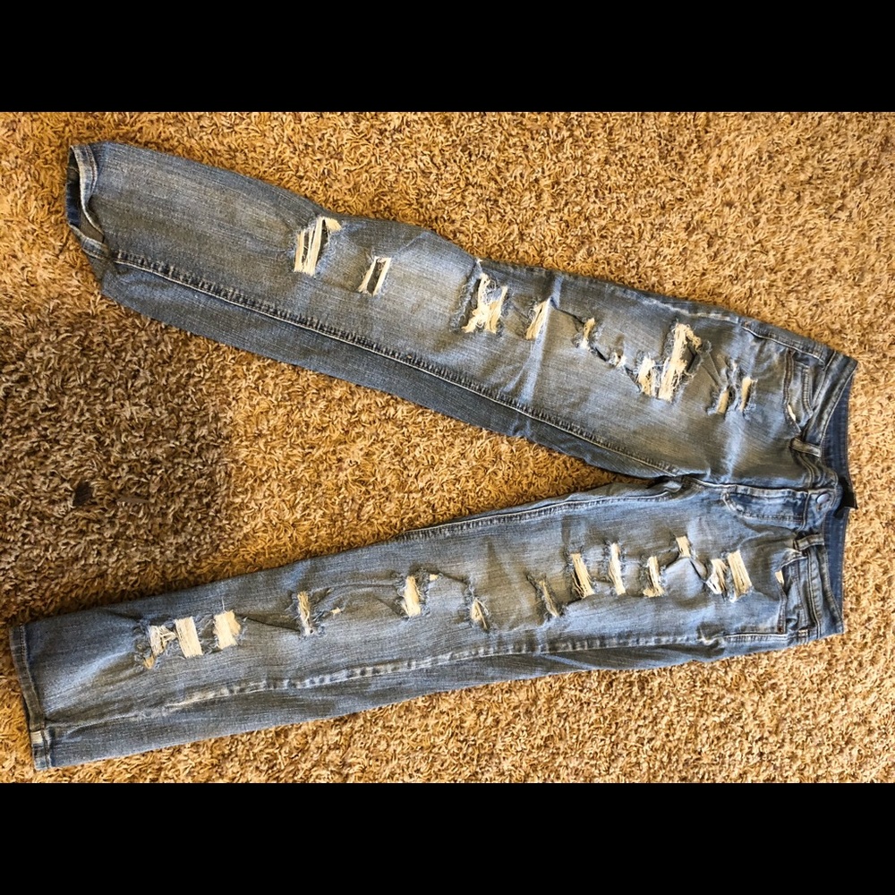 Ripped mom jeans